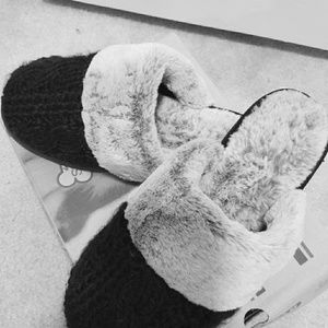 Womens slippers